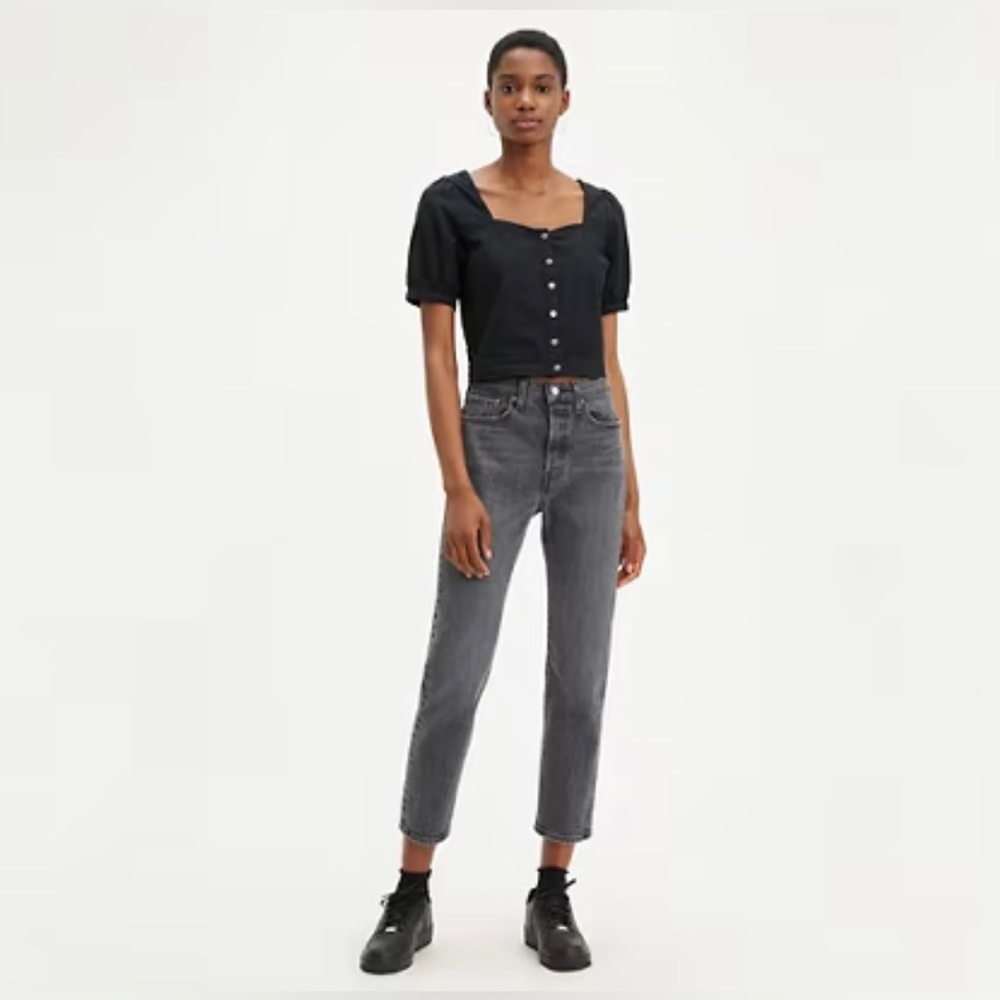 Brand New Levi’s Women’s Wedgie High Rise Straight Fit Jeans